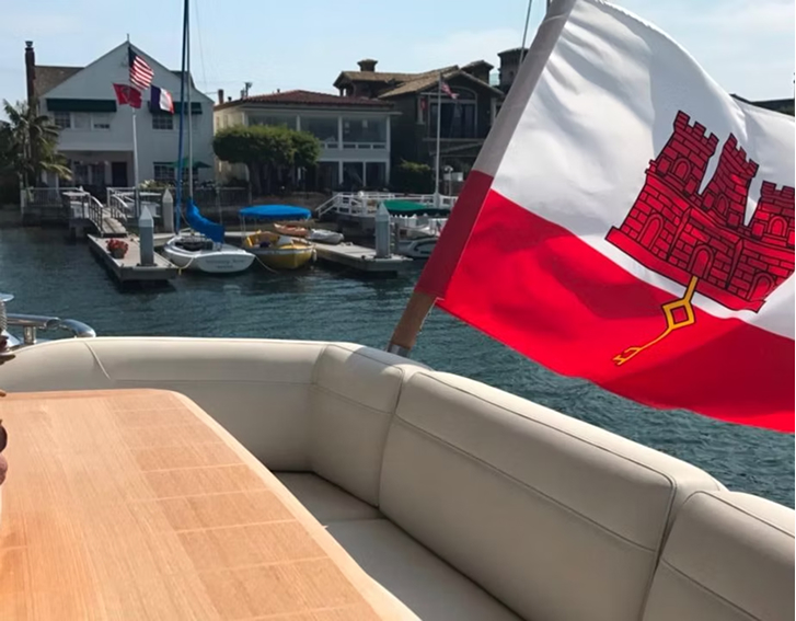 From QR Codes to Augmented Reality: The Future of Art Gallery Labels​